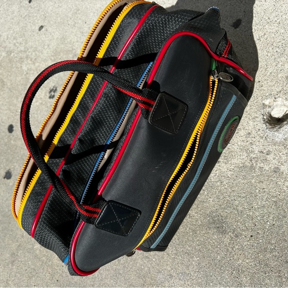 Ricardo Beverly Hills Carry On Overnight Zippered Duffle Bag Black / Multi Color - Picture 7 of 13